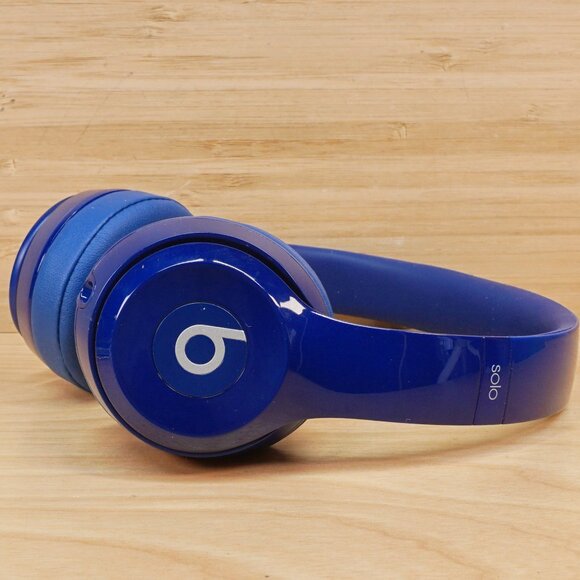 Beats by Dr. Dre Solo2 Wired Over the Ear Headphones, Model B0518, Blue - Picture 3 of 10